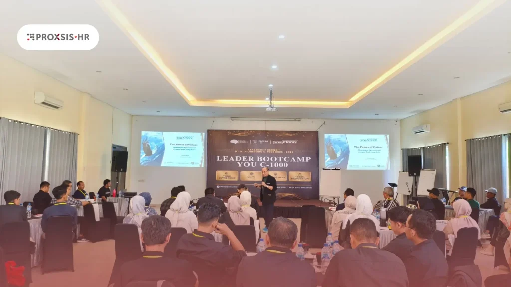 Peserta Leader Bootcamp YOU C1000 mengikuti pelatihan kepemimpinan